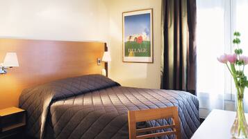 In-room safe, desk, soundproofing, free cribs/infant beds