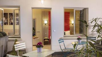 Driepersoonskamer | Terras