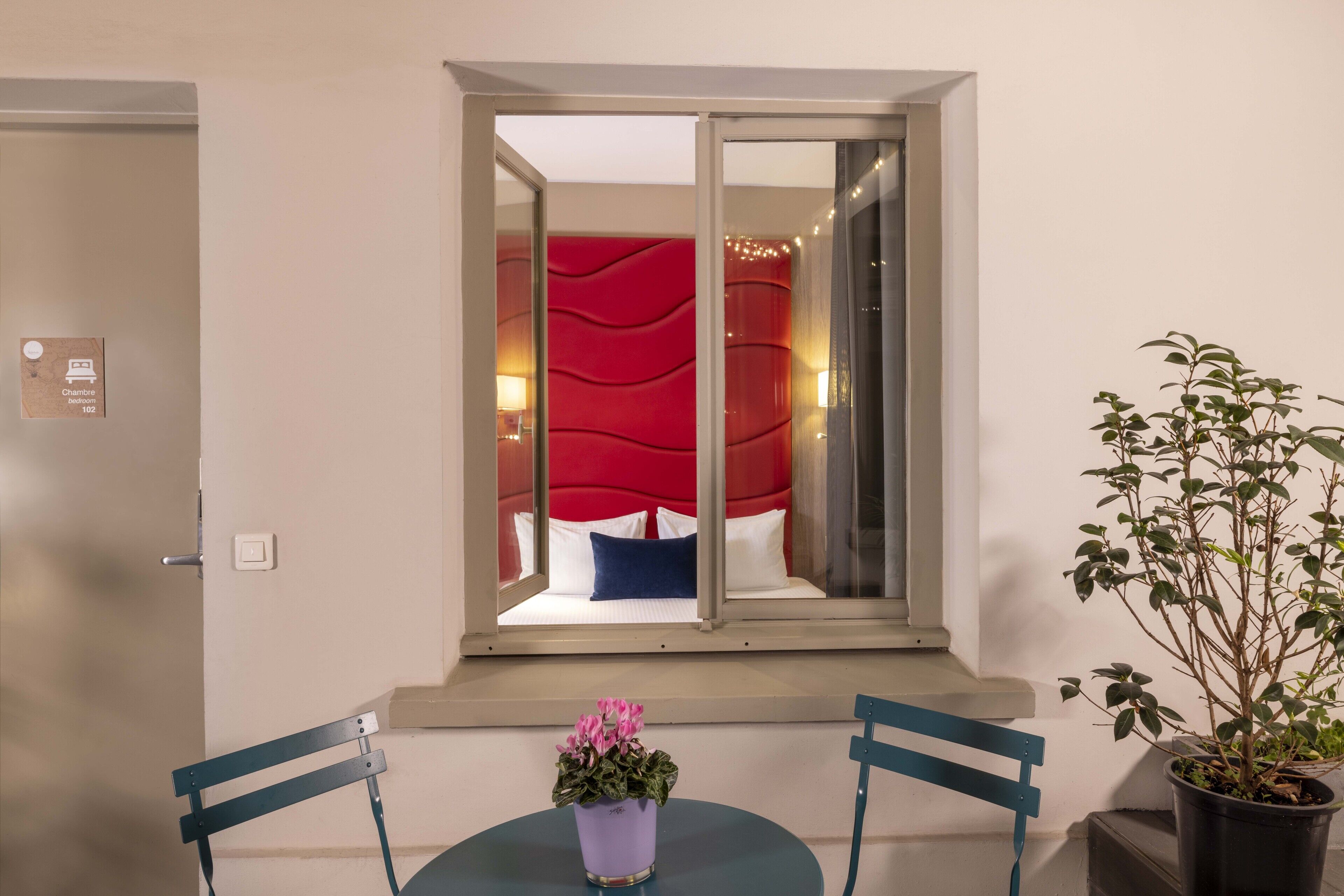 triple room | desk, soundproofing, iron/ironing board, free wifi