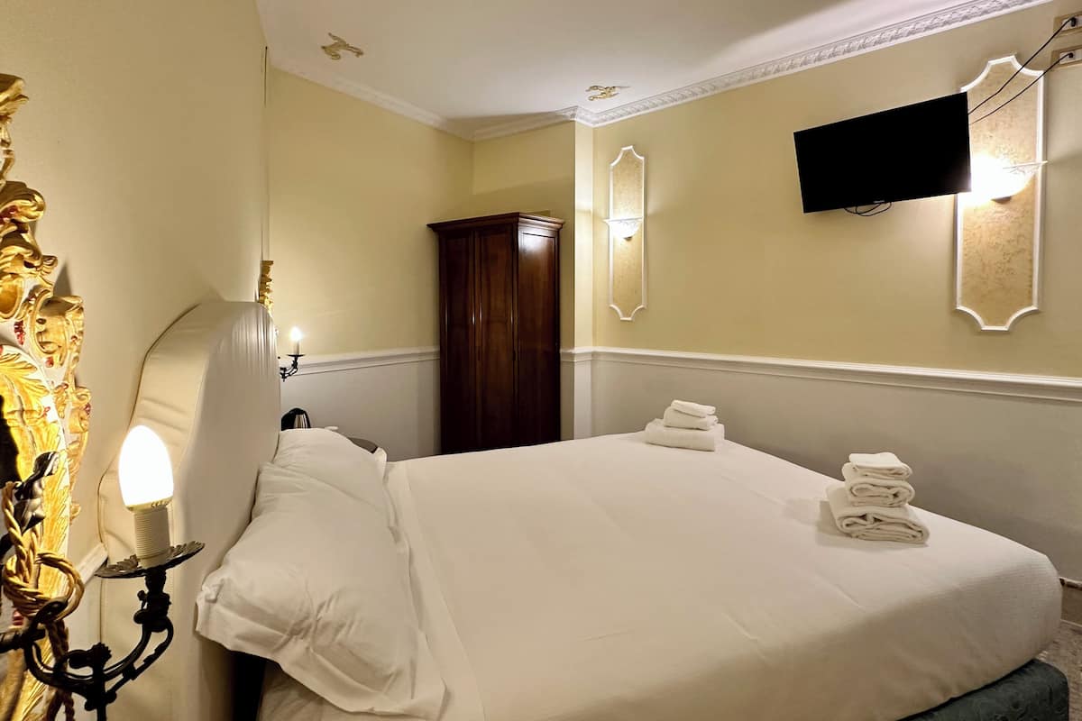 Double Room Ground Floor
