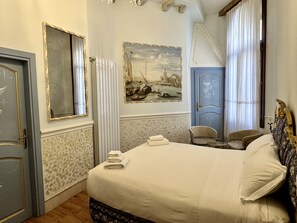 Double Room | Sábanas italianas Frette, ropa de cama de alta calidad y edredón 