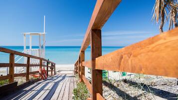 Chalet deluxe | Pantai | Pantai persendirian berhampiran, pasir putih