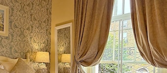 Baggot Court Townhouse
