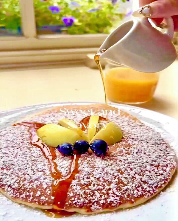 Daily English breakfast for a fee - Baggot Court Townhouse (Dublin)