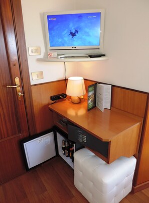 Minibar