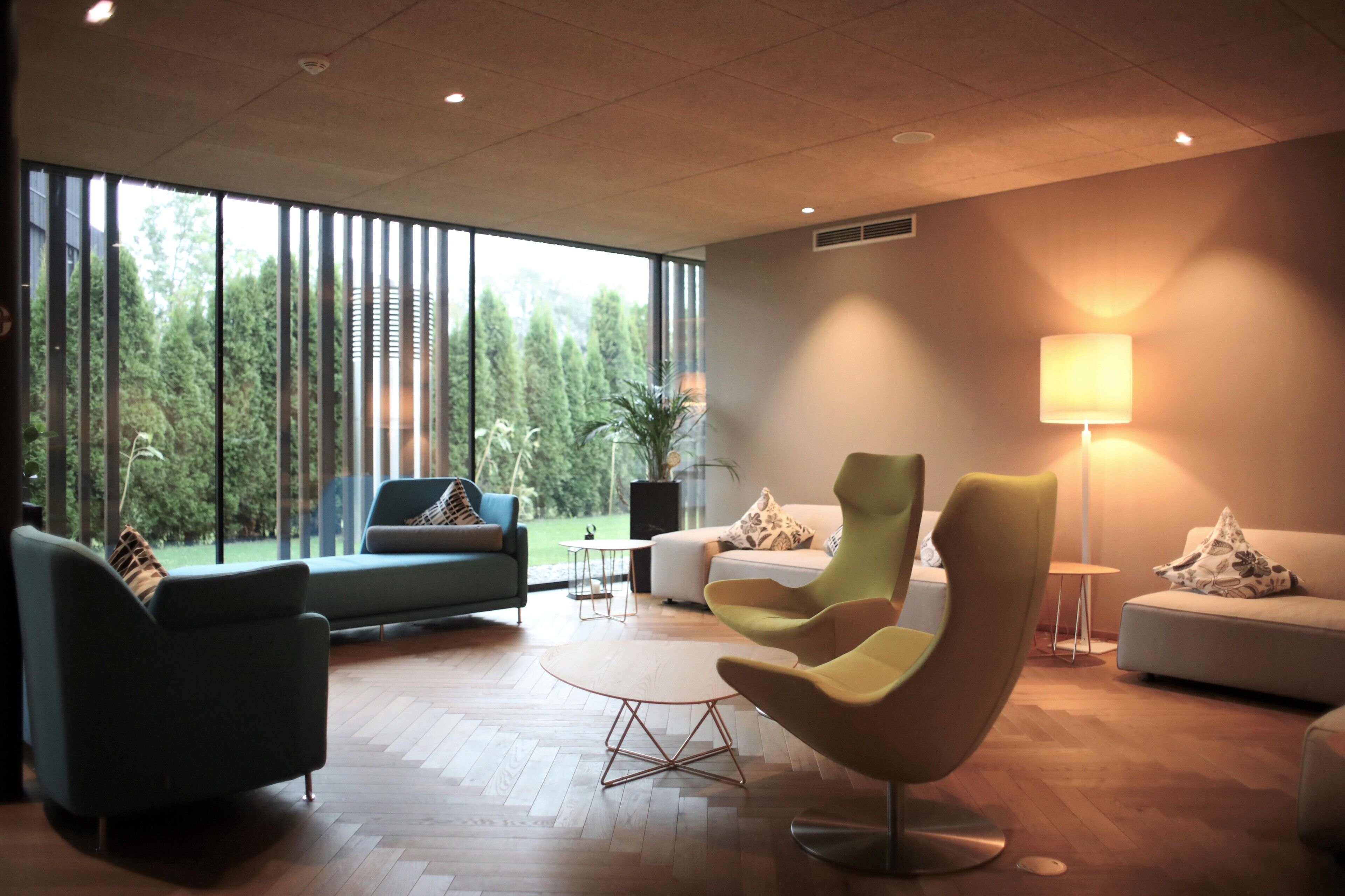 sauna, hot tub, steam room, body treatments, hot stone massages