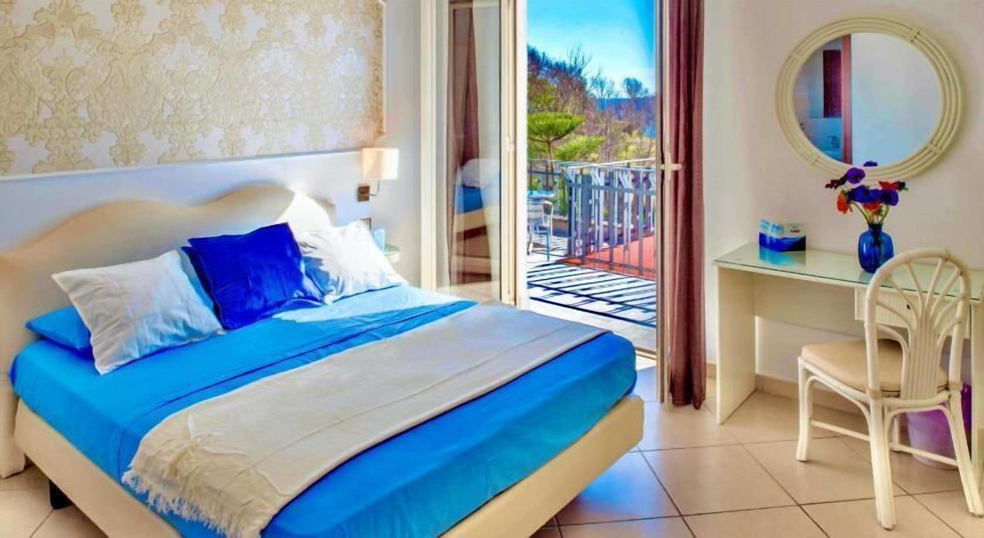 In-room safe, blackout curtains, soundproofing, free WiFi