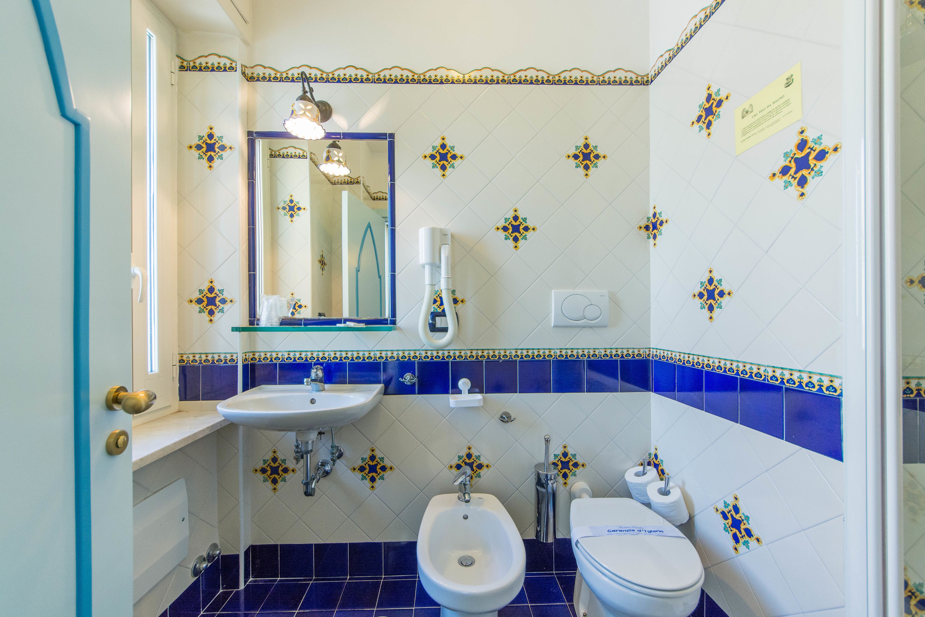 1 bedroom, in-room safe, individually decorated, individually furnished