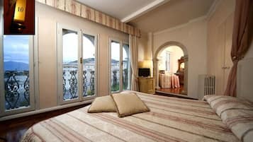 Chambre Triple Supérieure | Minibar, coffres-forts dans les chambres, bureau