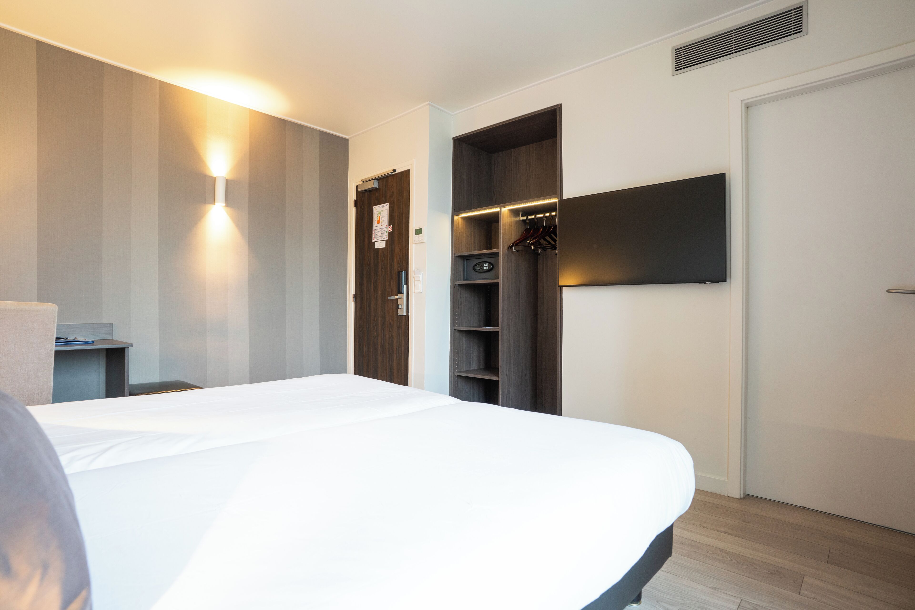 in-room safe, desk, blackout curtains, soundproofing