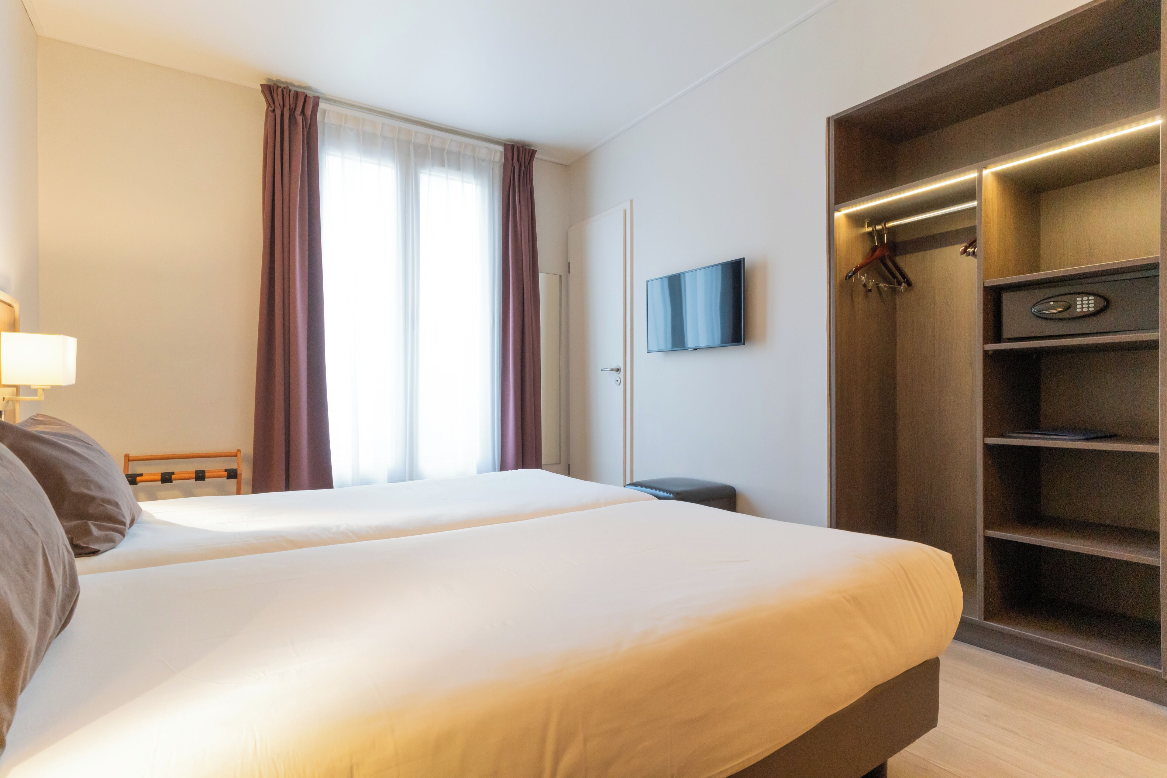 comfort double or twin room | in-room safe, desk, blackout curtains, soundproofing