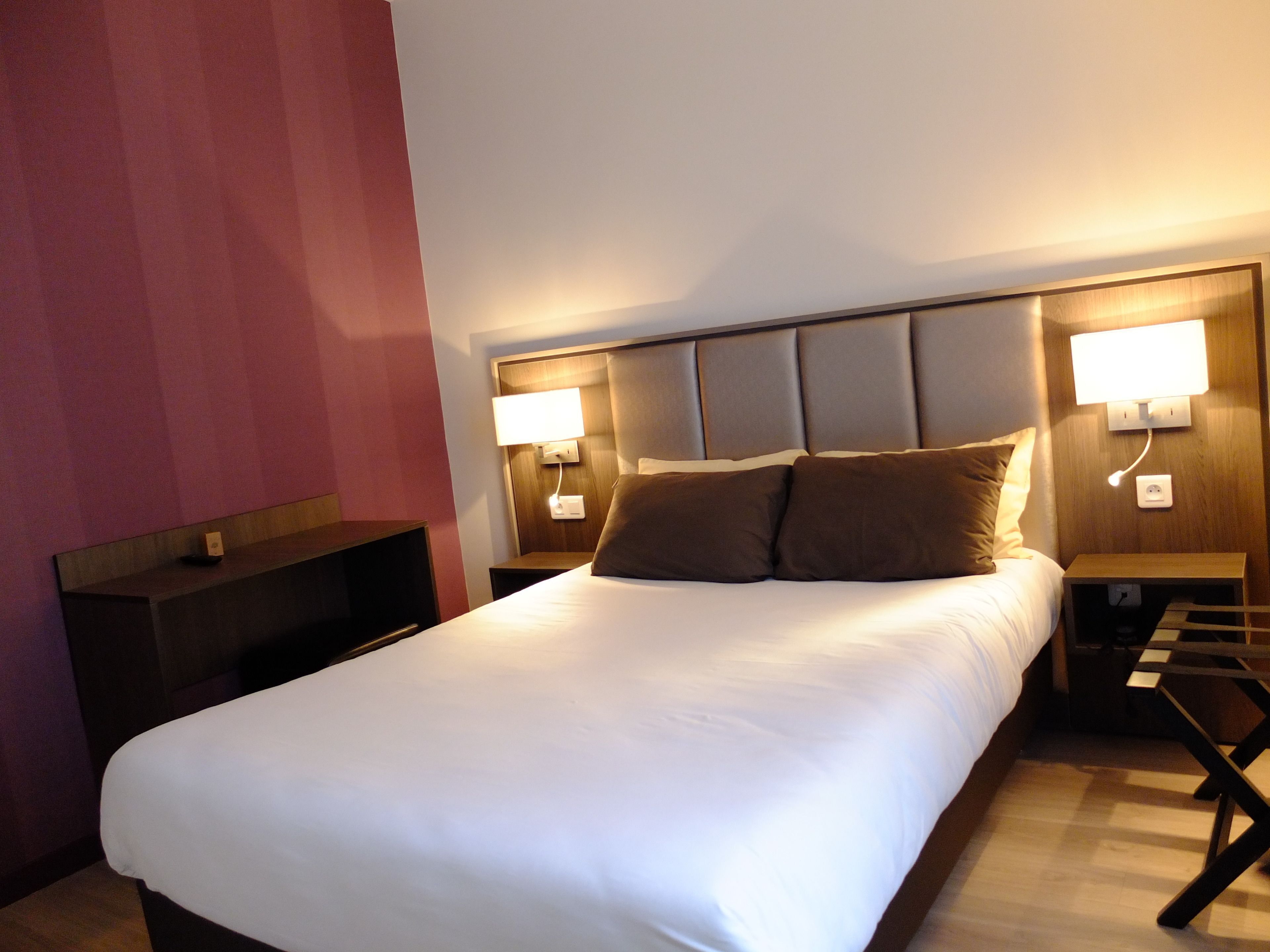 In-room safe, desk, blackout drapes, soundproofing