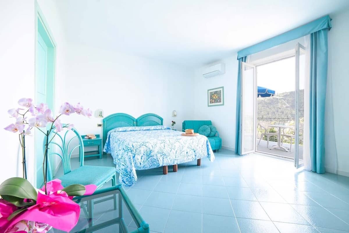 superior double or twin room, balcony, sea view | 1 bedroom, premium bedding, down duvets, minibar