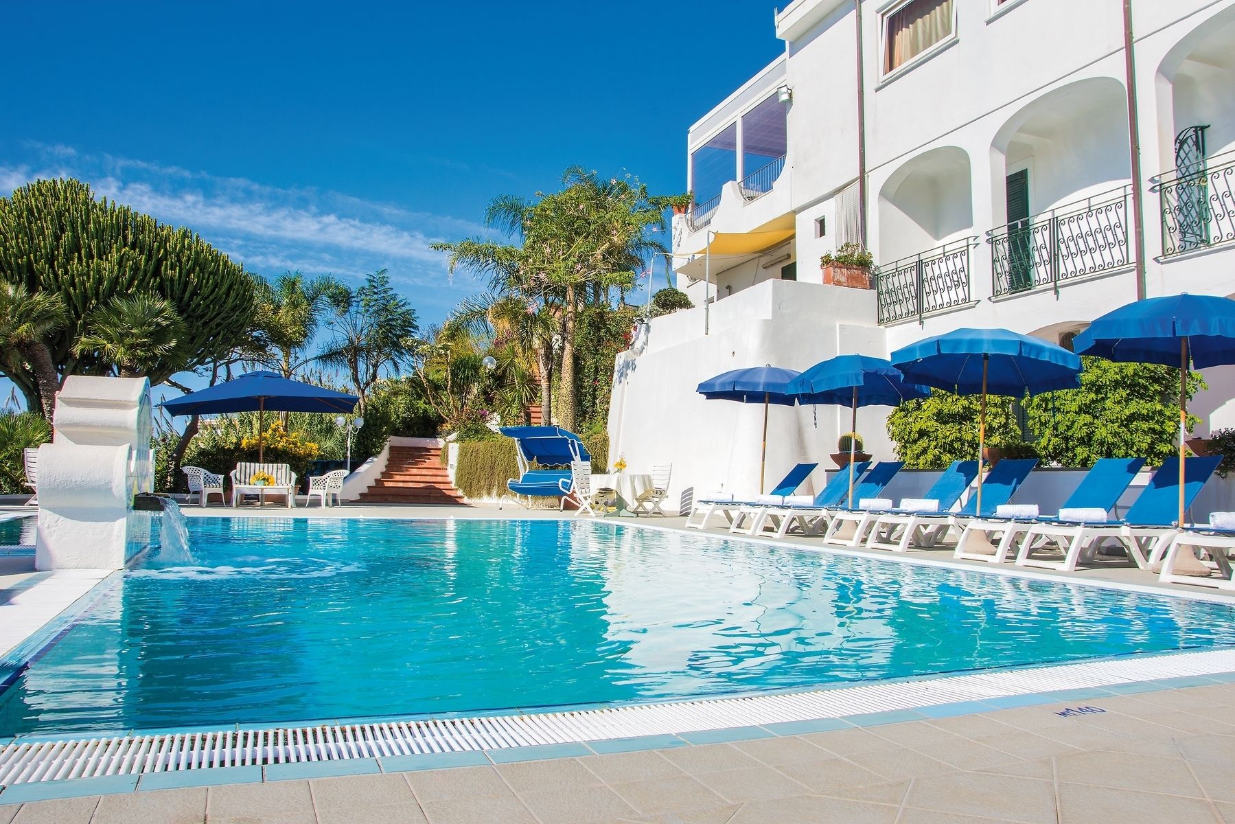 seasonal outdoor pool, open 8:00 am to 7:00 pm, pool umbrellas