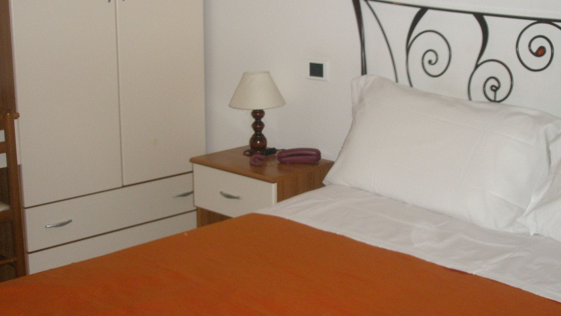 Minibar, una cassaforte in camera, una scrivania