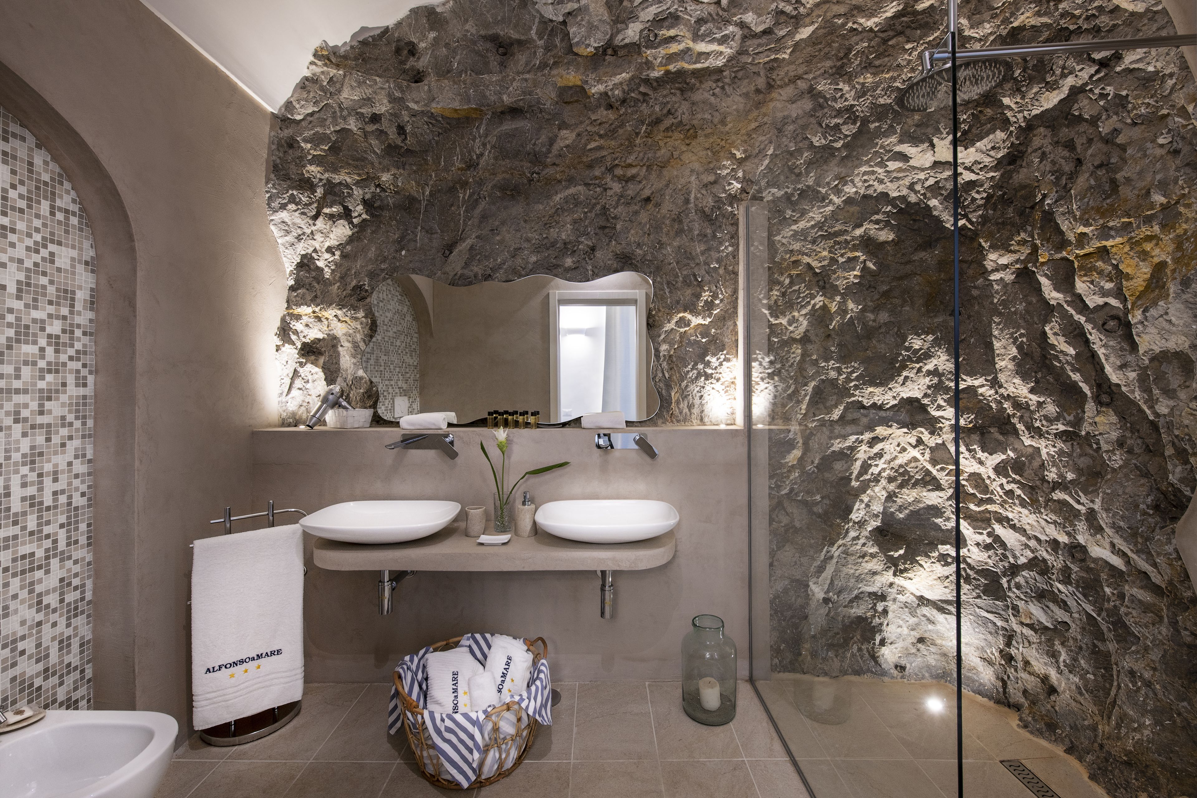 junior suite, 1 double bed, sea view | bathroom | shower, free toiletries, hair dryer, towels