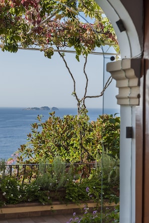 View from property - Albergo California (Positano)