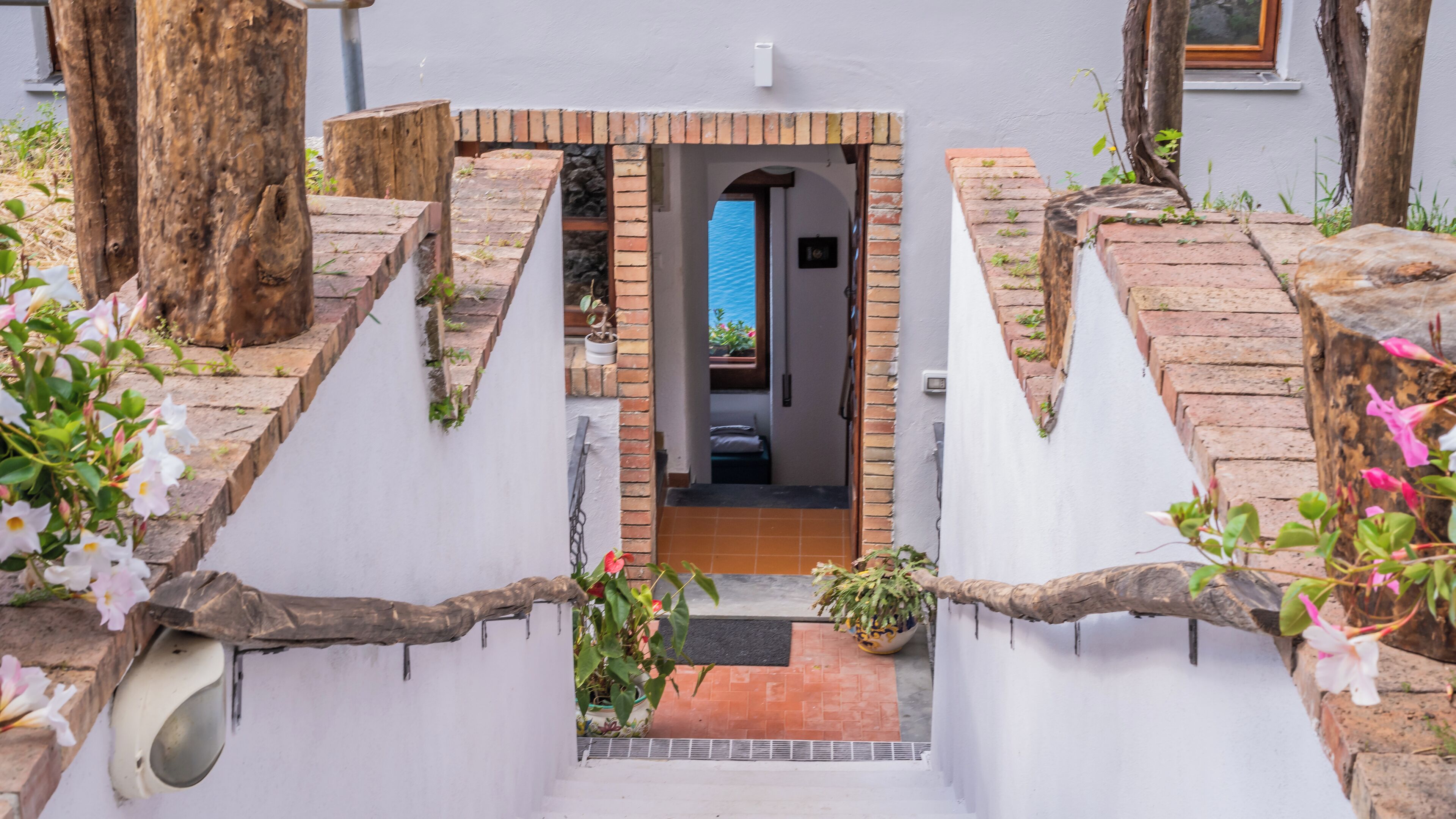 Photo - Albergo Diffuso Bacco Furore