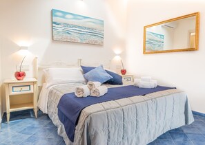 Δίκλινο Δωμάτιο (Double), Θέα στη Θάλασσα (Depandance) | Μίνι μπαρ, χρηματοκιβώτιο στο δωμάτιο, γραφείο 