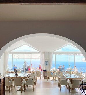 Breakfast, lunch, dinner served; Regional cuisine, ocean views - Albergo Diffuso Bacco Furore (Furore)
