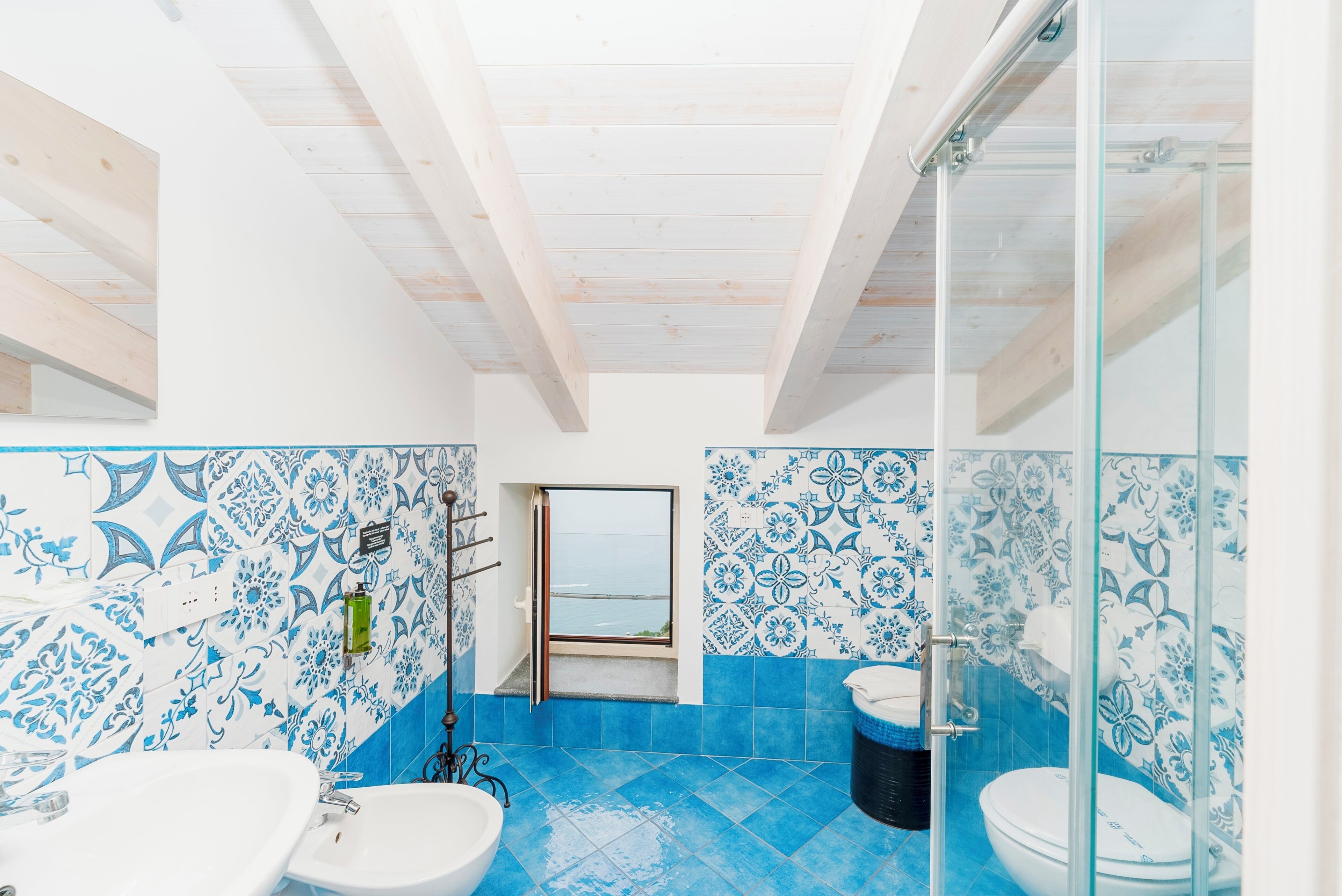 Photo - Albergo Diffuso Bacco Furore