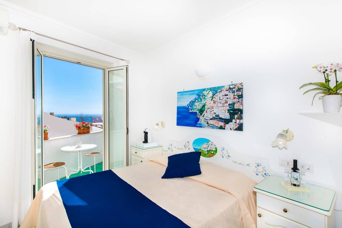 Standard Double Room, Partial Sea View