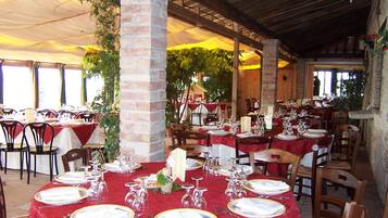 Dîner servi sur place