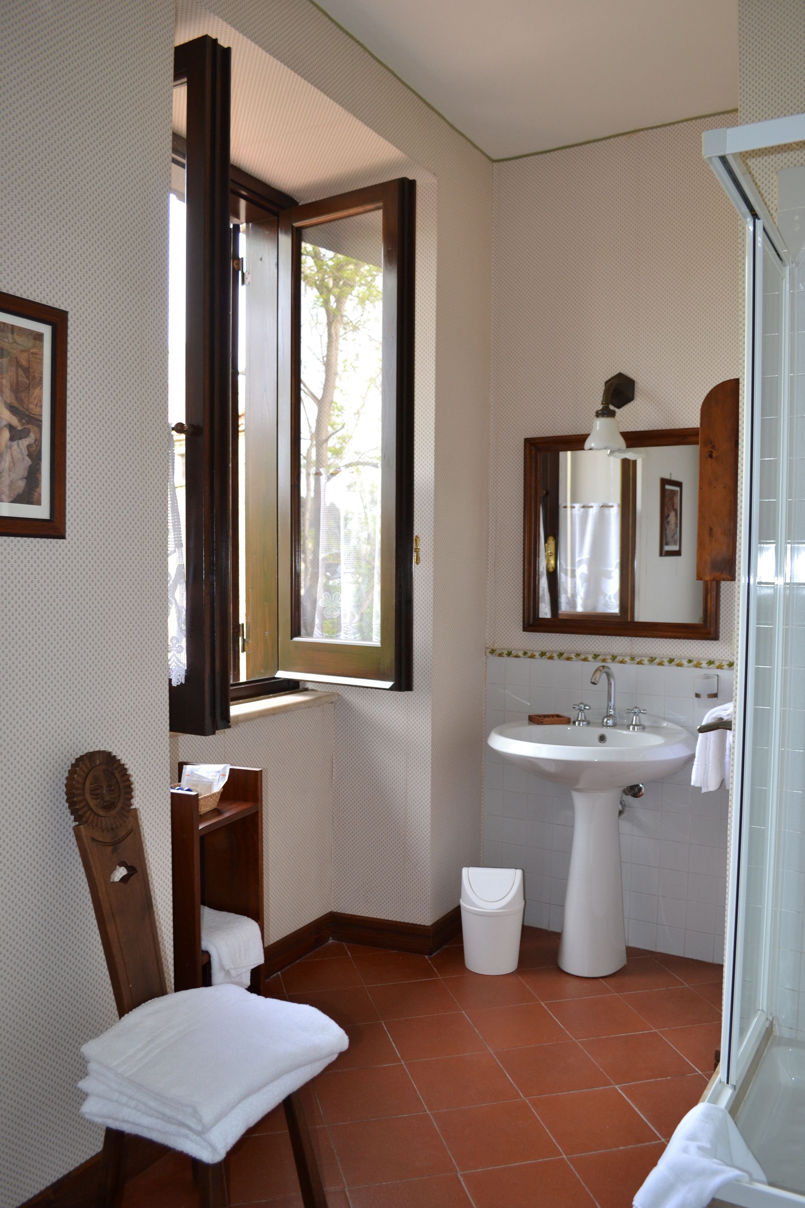 family room for 2 adults and 2 children up to 13 years old | bathroom | shower, free toiletries, hair dryer, bidet