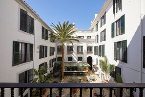 Terrace/patio - Hotel Born (Palma de Mallorca)