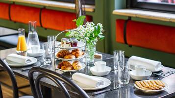 Colazione a buffet inclusa, servita tutte le mattine