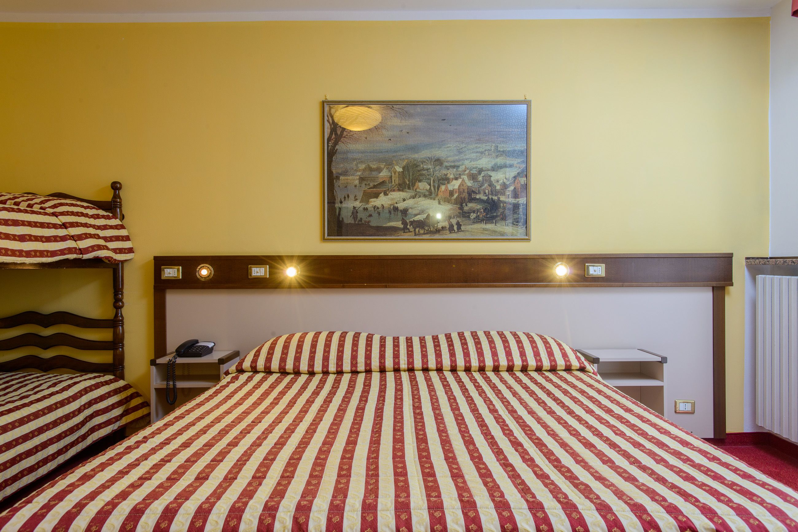 1 bedroom, in-room safe, desk, blackout curtains