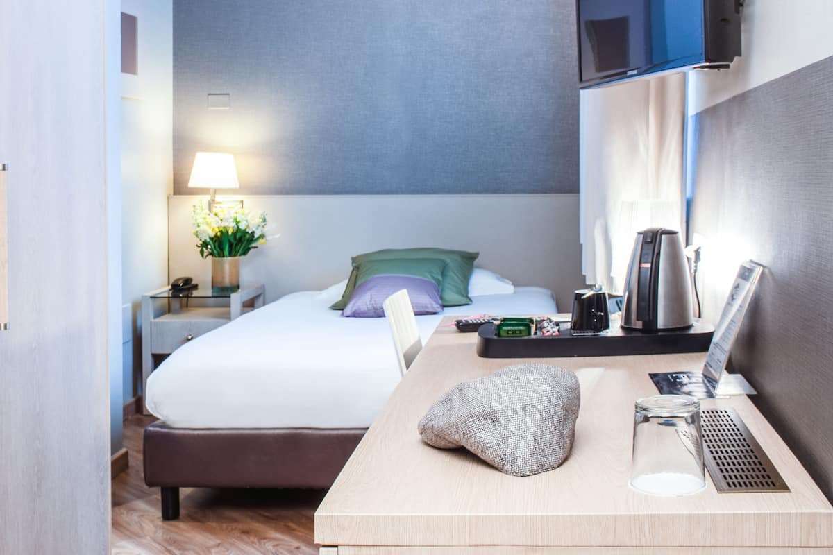 Deluxe Single Room