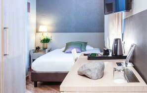 Chambre Simple Deluxe | Literie de qualité supérieure, couette en duvet d'oie