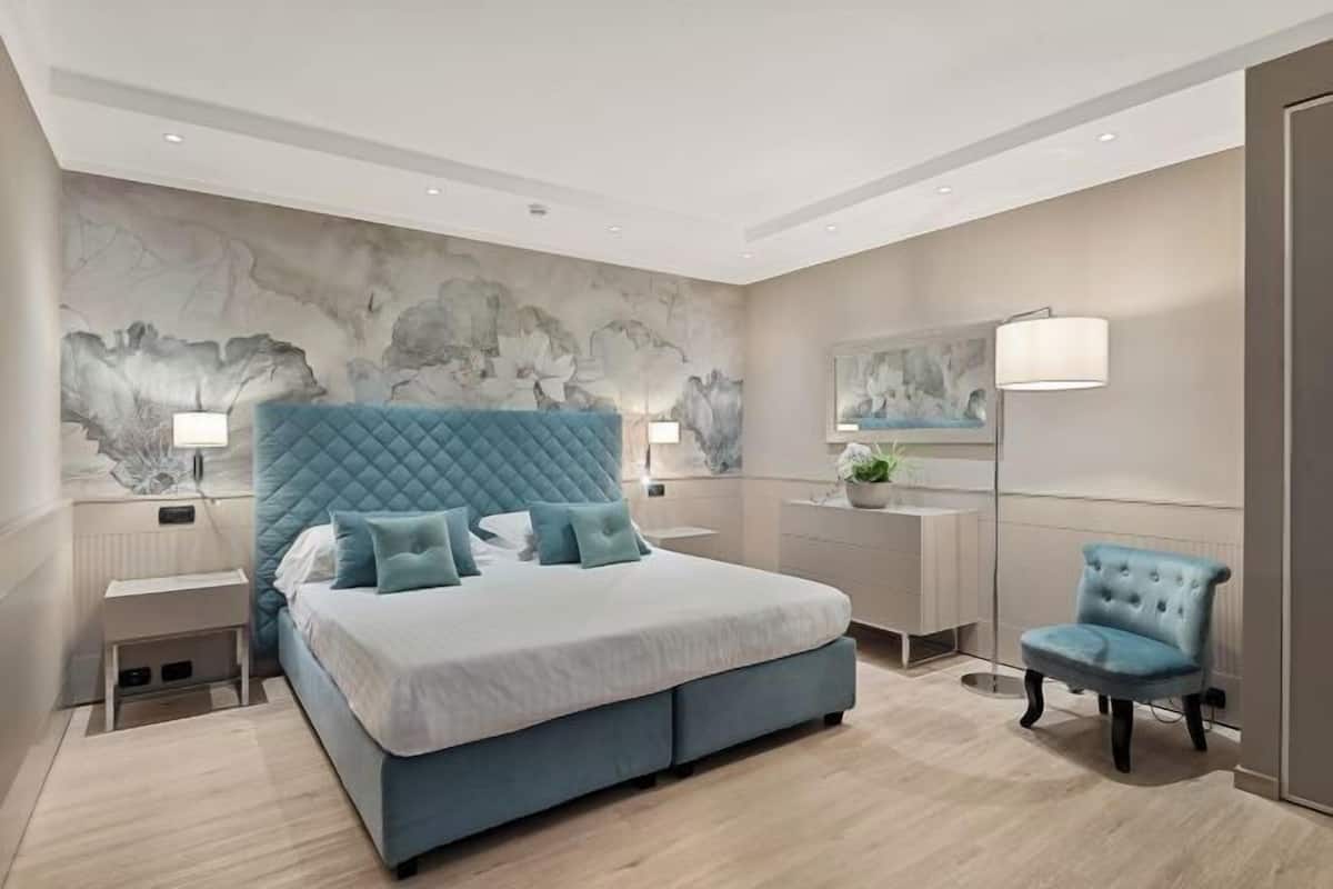 1 bedroom, minibar, in-room safe, individually furnished