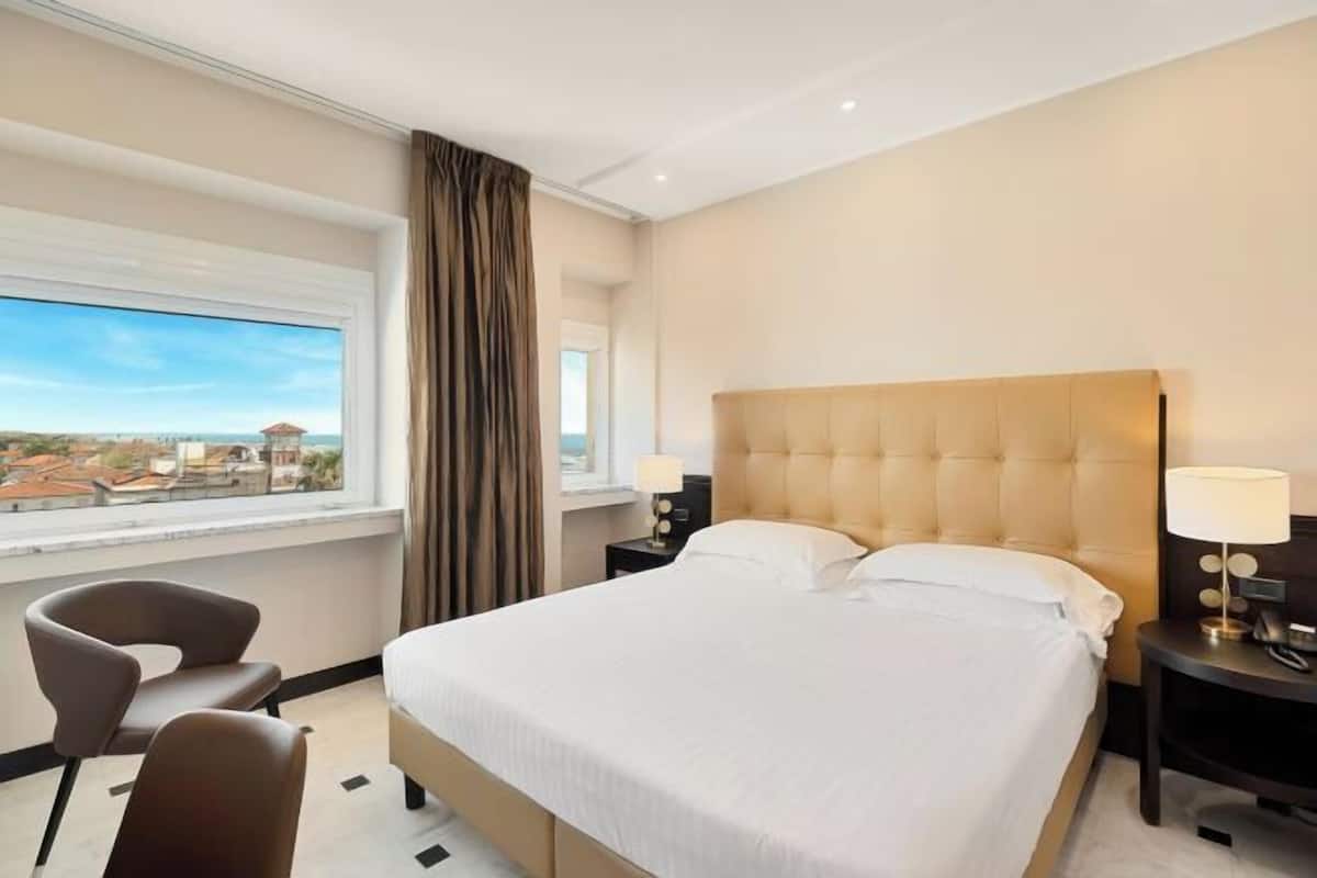 1 bedroom, minibar, in-room safe, individually furnished