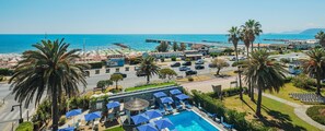 Double Room, Balcony, Sea Facing | Terrace/patio - Hotel Excelsior (Massa)