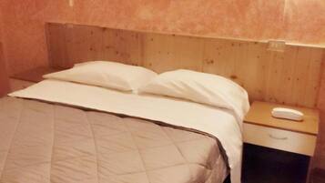 Bureau, lits pliants/supplémentaires, Wi-Fi gratuit