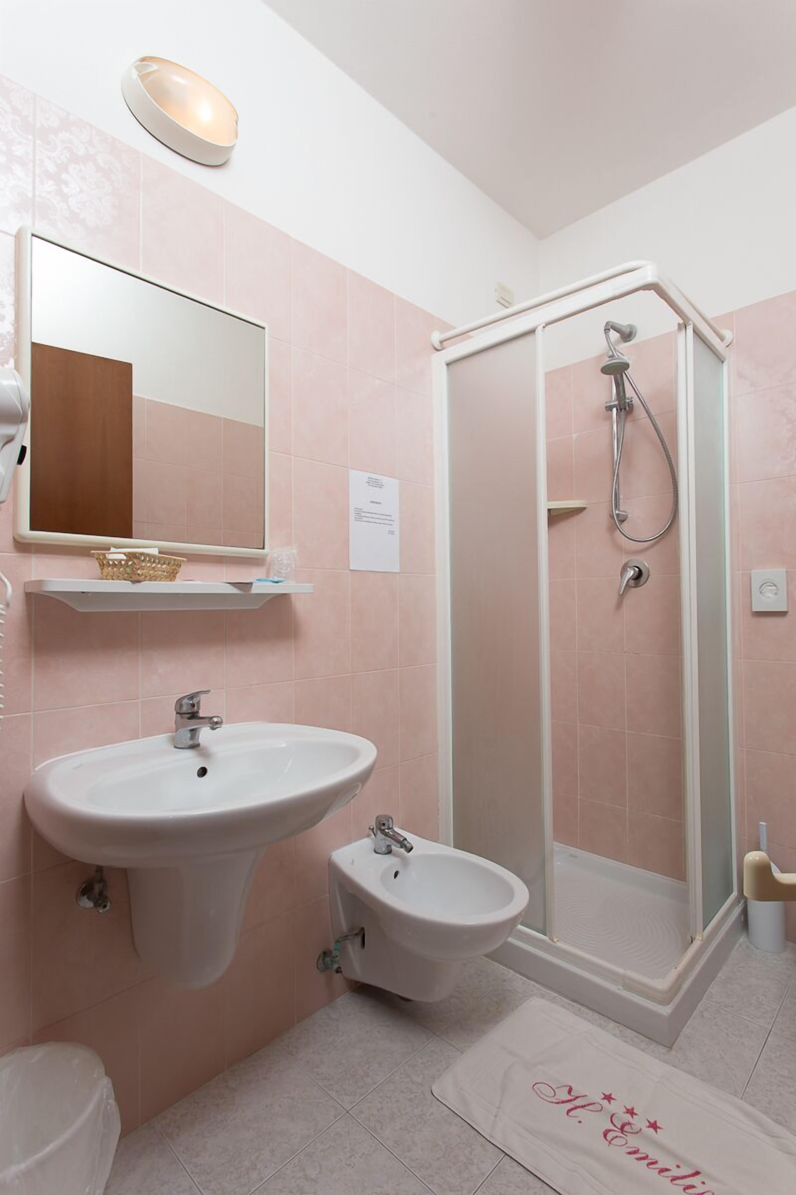 triple room | premium bedding, in-room safe, desk, soundproofing