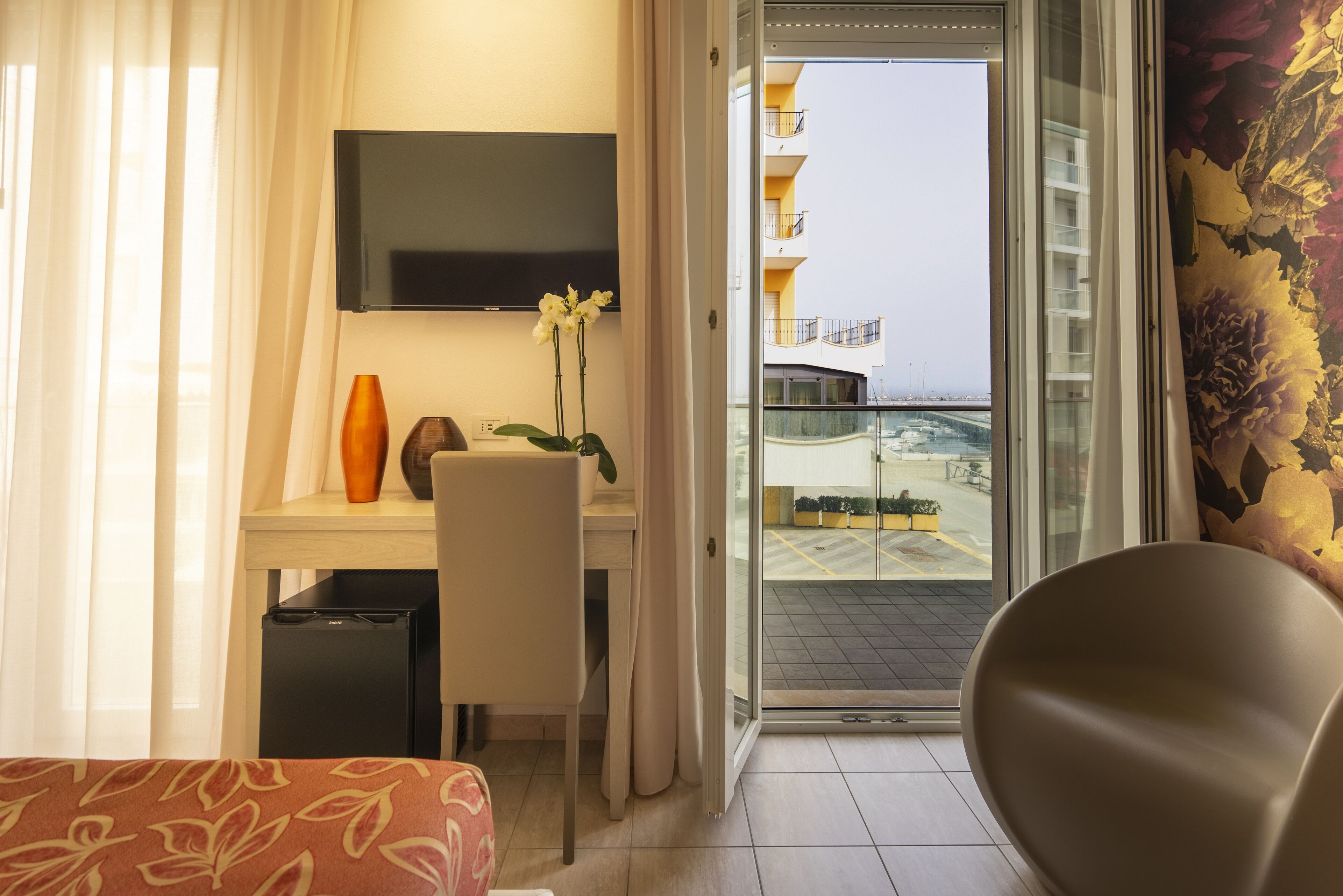 1 bedroom, in-room safe, desk, soundproofing