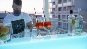 海灘酒吧