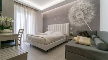 In-room safe, desk, soundproofing, cribs/infant beds