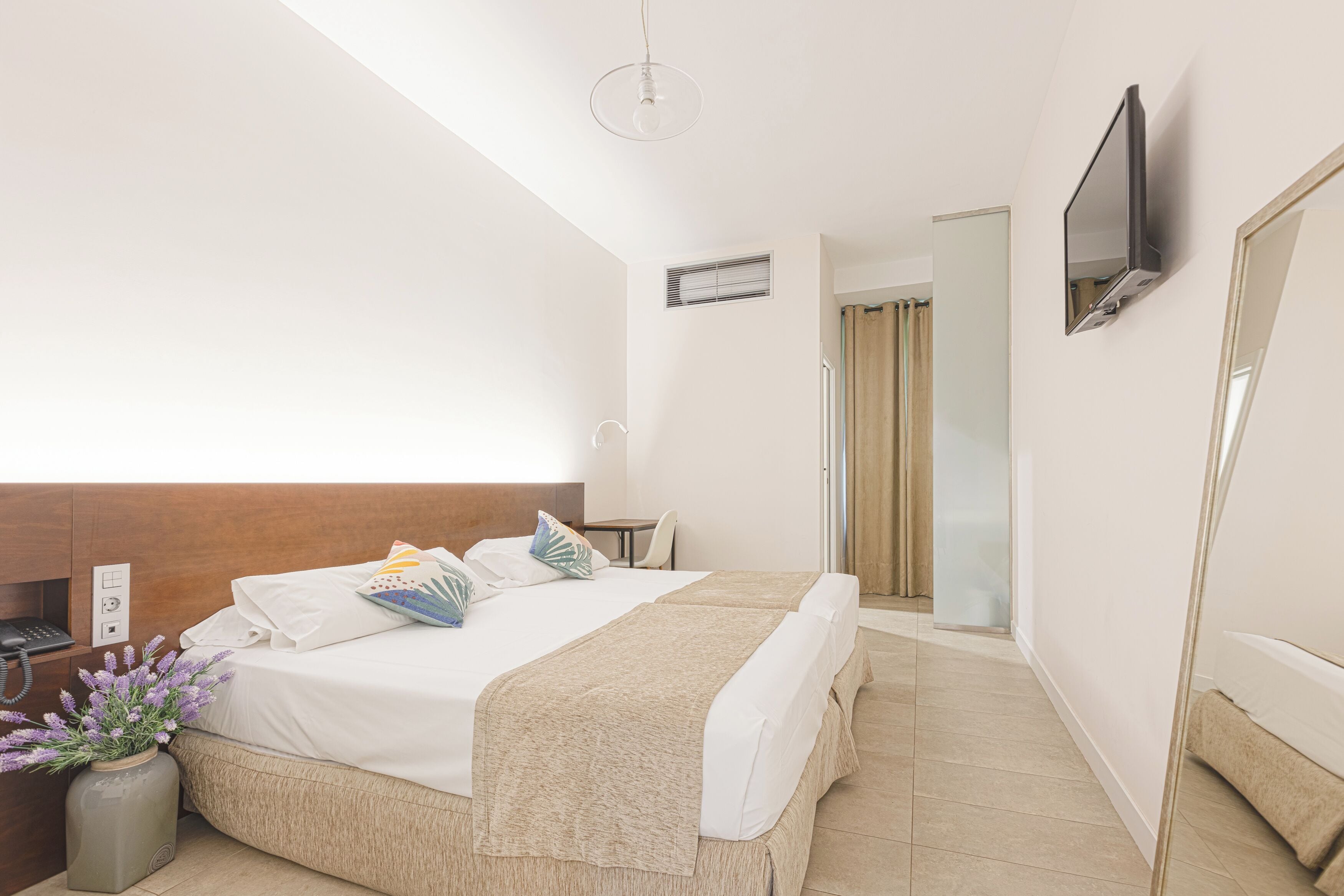 Foto - Hotel AACR Monteolivos