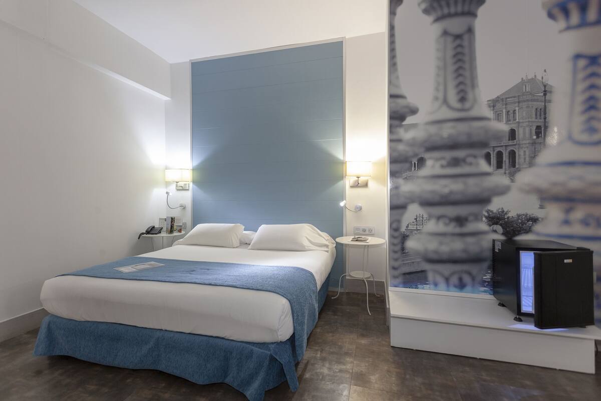Standard Double or Twin Room | In-room safe, blackout drapes, soundproofing, cribs (free)