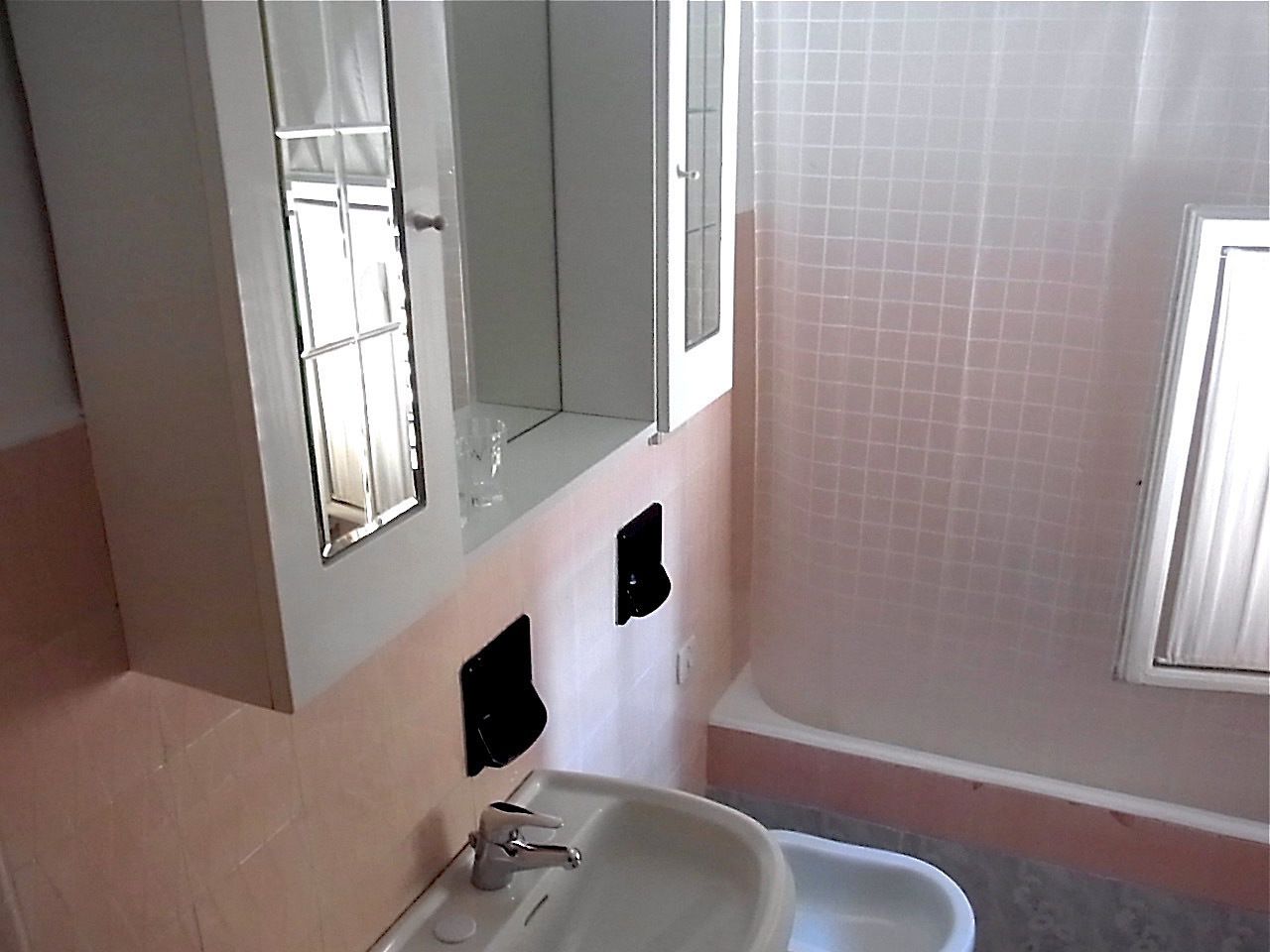 triple room | bathroom | shower, hair dryer, towels