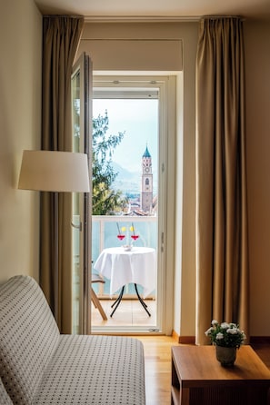 Suite (Panorama) | Premium bedding, down comforters, minibar, in-room safe