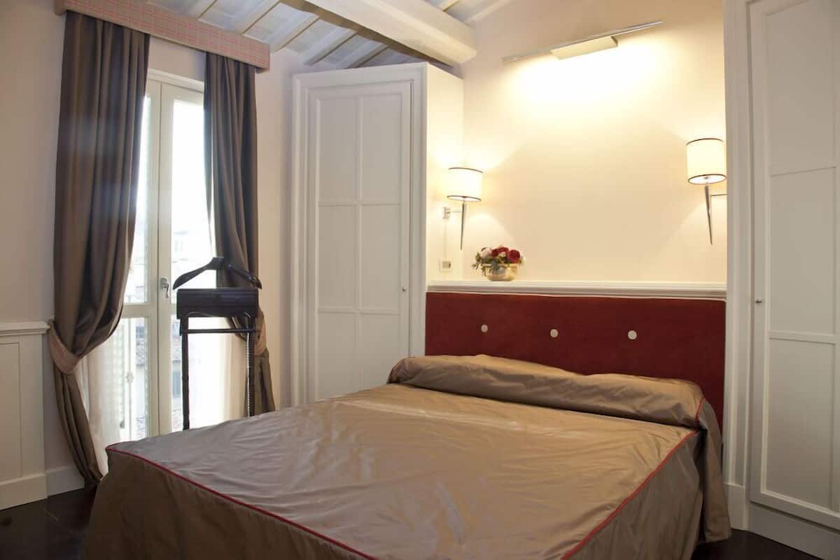 1 bedroom, premium bedding, down comforters, Select Comfort beds