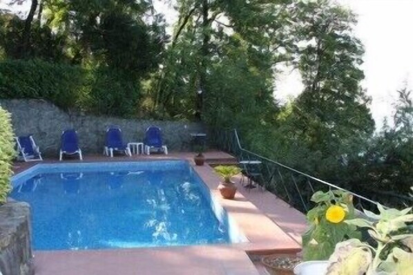 Outdoor pool, sun loungers - Bellavista (Lamporecchio)