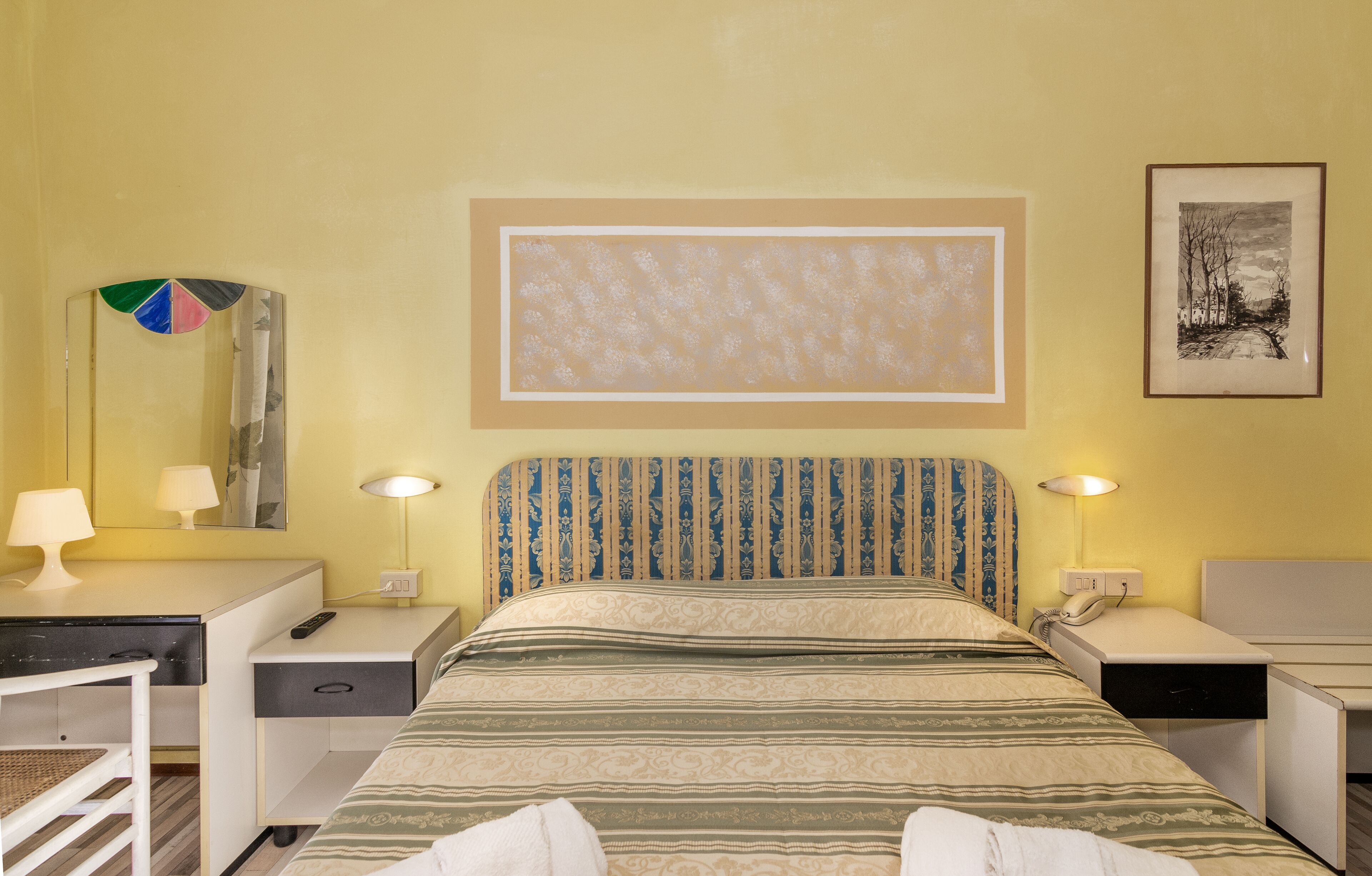 triple room | 1 bedroom, down duvets, select comfort beds, desk