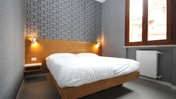 Deluxe Double or Twin Room, Private Bathroom, City View