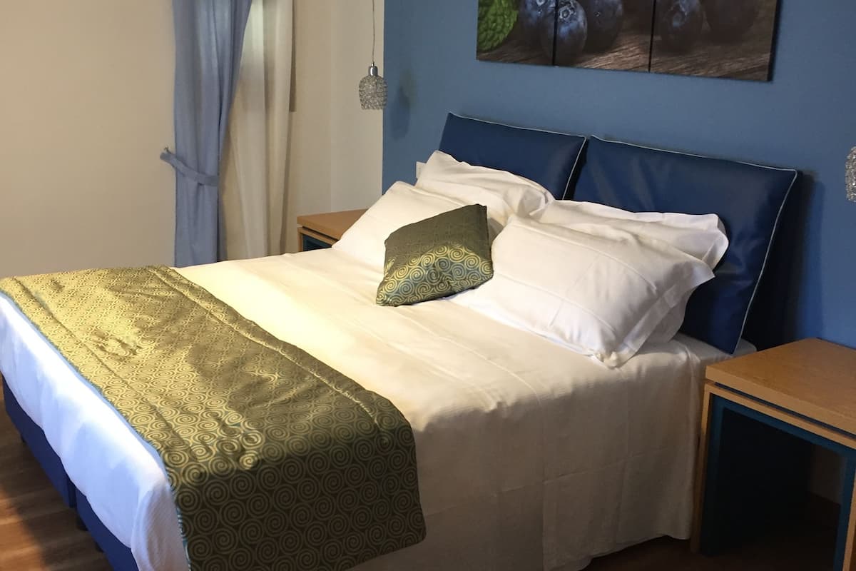 superior triple room | 1 bedroom, frette italian sheets, premium bedding, memory-foam beds